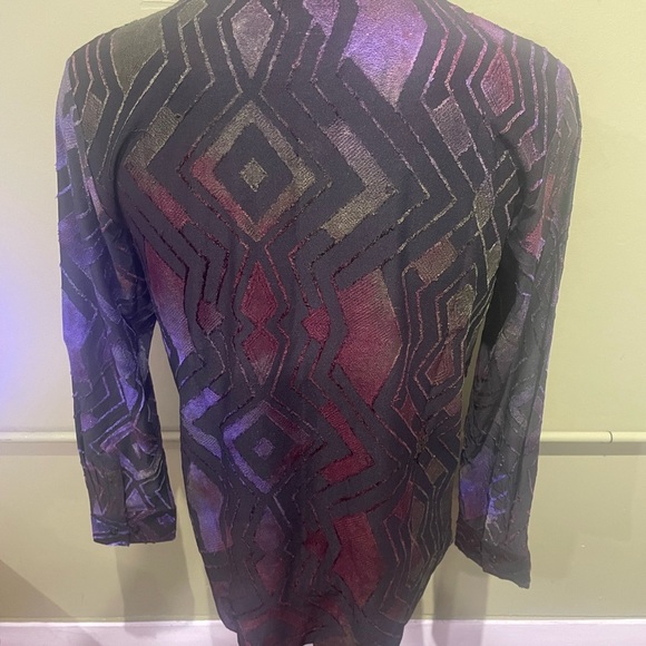 Deniko Geometric Patterned Men's Shirt - Black, Purple, Red regular fit - Picture 2 of 4